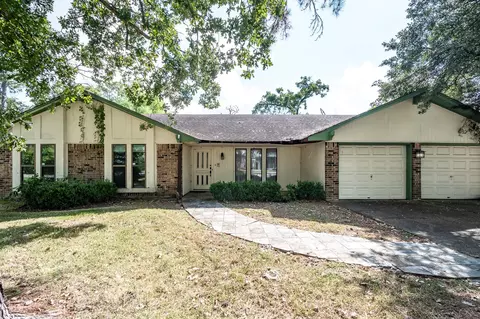 1306 Chestnut Ridge Rd, Kingwood, TX 77339