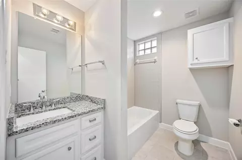 8705 Bryam #1803, Houston, TX 77061