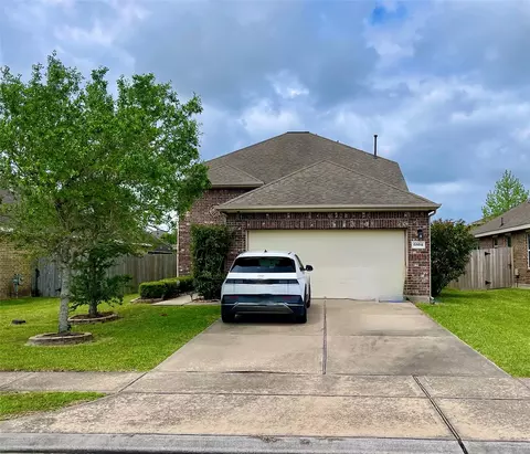 6864 Juniper Arbor Ln, Dickinson, TX 77539
