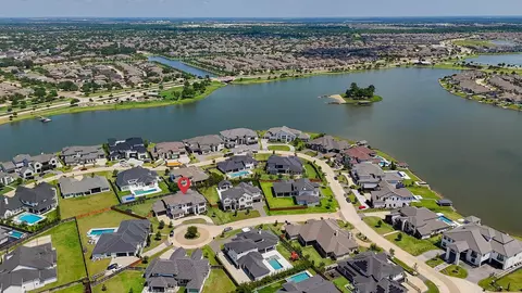 19110 Pease River Pass Ct, Cypress, TX 77433