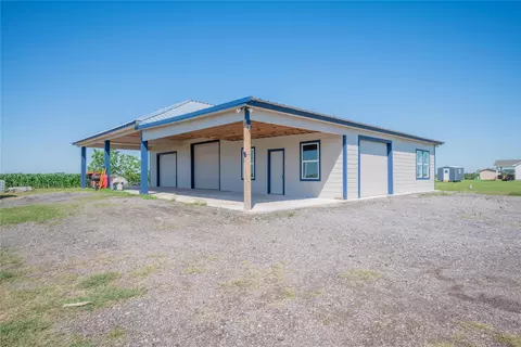 1015 Fm 960 Rd, El Campo, TX 77437
