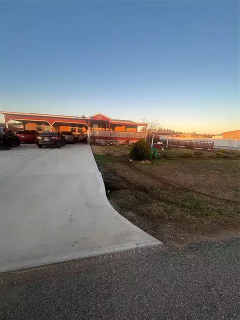 17661 Old Highway 105 E, Conroe, TX 77306 photo 1