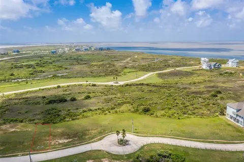 25810 Bay Breeze Dr, Galveston, TX 77554