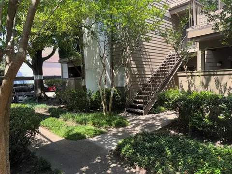 10049 Westpark Dr #189, Houston, TX 77042