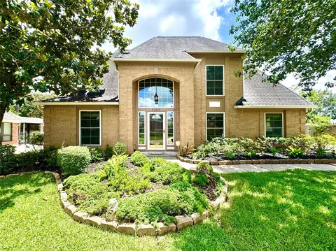3107 Poplar Pl, Sugar Land, TX 77479