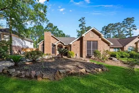 3007 Creek Manor Dr, Kingwood, TX 77339