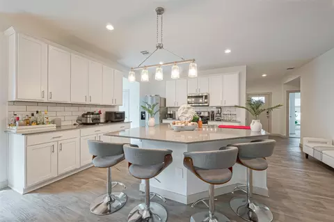 17 Desert Spring Ln, Manvel, TX 77578