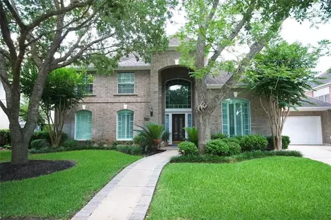 19 Rivercoach Ln, Sugar Land, TX 77479