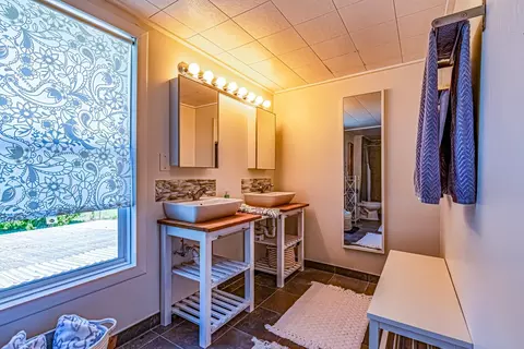 Bath - 480 Johnson Rd, Coldspring, TX 77331 photo 2 of 5