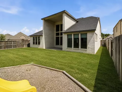 Exterior - 29024 Red Loop Dr, New Caney, TX 77357 photo 3 of 5