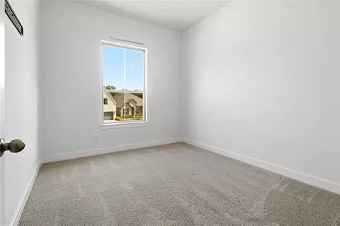 Bedroom - 29024 Red Loop Dr, New Caney, TX 77357 photo 2 of 4