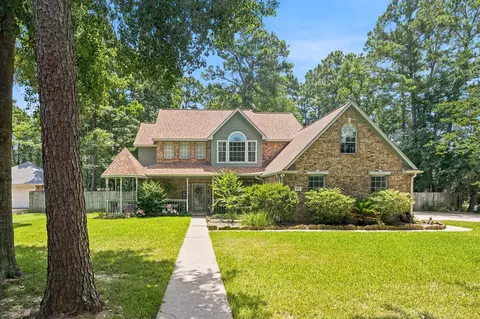 402 Fairbanks Dr, Magnolia, TX 77354