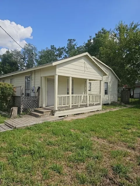 8010 Miley St, Houston, TX 77028