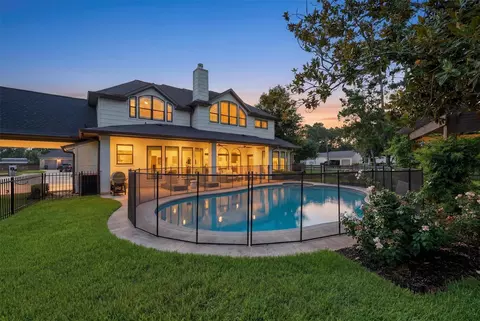 Exterior - 23210 Willowcreek Stables Rd, Spring, TX 77389 photo 3 of 10