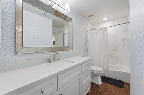Bath - 23210 Willowcreek Stables Rd, Spring, TX 77389 photo 5 of 8