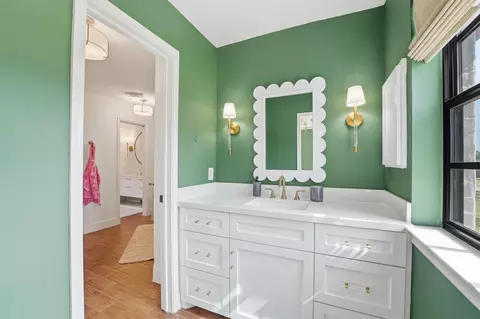 Bath - 23210 Willowcreek Stables Rd, Spring, TX 77389 photo 6 of 8