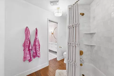Bath - 23210 Willowcreek Stables Rd, Spring, TX 77389 photo 4 of 8