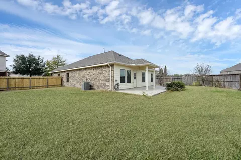 23302 E Pine Ivy Ln, Tomball, TX 77375