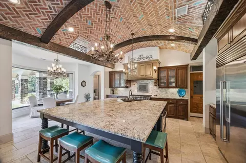 Kitchen - 7373 Teaswood Dr, Conroe, TX 77304 photo 2 of 5