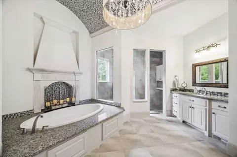 Bath - 7373 Teaswood Dr, Conroe, TX 77304 photo 2 of 8