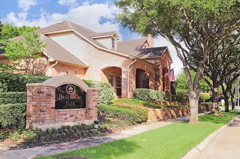 2255 Braeswood Park Dr #137, Houston, TX 77030