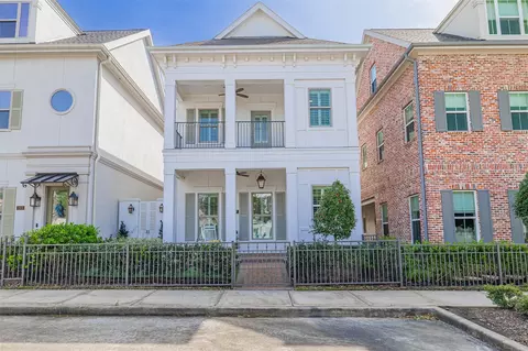 247 Green Blvd, Shenandoah, TX 77384