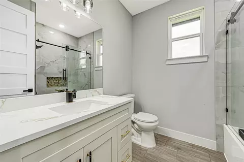 Bath - 222 Brook Park Dr, Conroe, TX 77303 photo 1 of 5