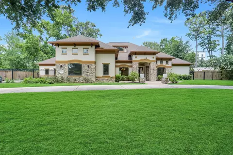 9120 Kenilworth St, Houston, TX 77024