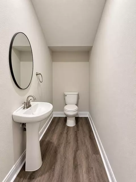Bath - 15845 Big Springs Cir, Willis, TX 77378 photo 3 of 4
