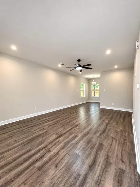 Living - 15845 Big Springs Cir, Willis, TX 77378 photo 2 of 5