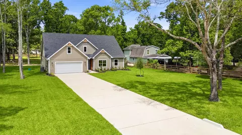 26713 N Dogwood Ln, Magnolia, TX 77355