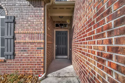 1019 Arnica St, Baytown, TX 77521