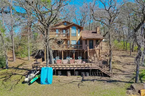 431 Shoreline Dr, Huntsville, TX 77320