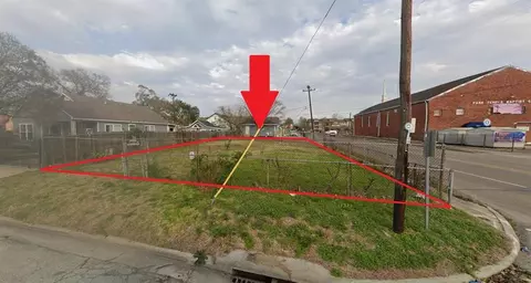 4202 Billingsley St, Houston, TX 77009