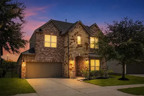 5231 Pickford Grv, Sugar Land, TX 77479