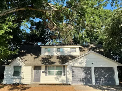 12442 Ashcroft Dr, Houston, TX 77035