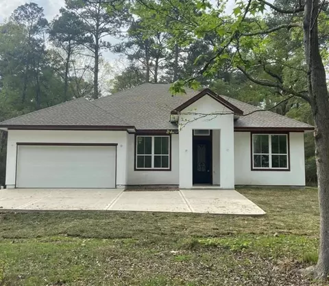 99 Indian Harbor Dr, Trinity, TX 75862 photo 1