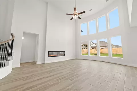 Living - 18917 Moonriver St, Conroe, TX 77302 photo 2 of 2