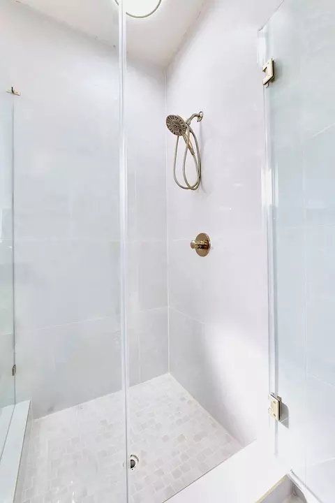 Bath - 17210 Chagall Ln, Spring, TX 77379 photo 5 of 10