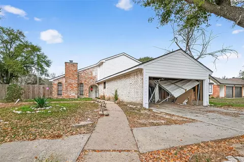 10203 Heather Hill Dr, Houston, TX 77086