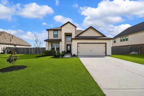 7207 Hillside Ave, Mont Belvieu, TX 77523