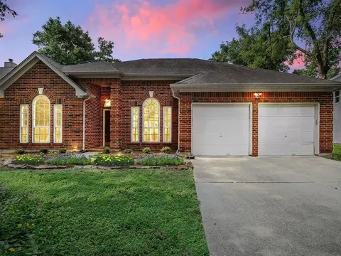 426 Laura Ln, Conroe, TX 77385 photo 1