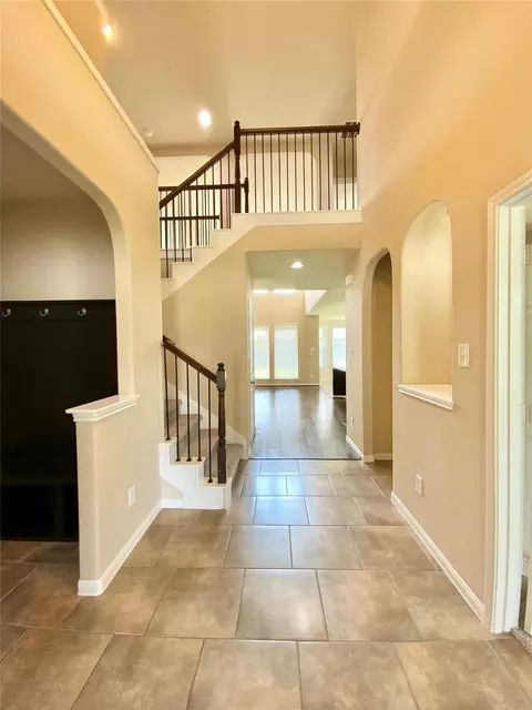 Entry Way - 21602 Royal Melbourne Ct, Porter, TX 77365 photo 2 of 9
