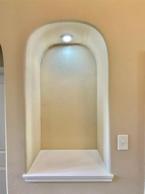 Entry Way - 21602 Royal Melbourne Ct, Porter, TX 77365 photo 4 of 9