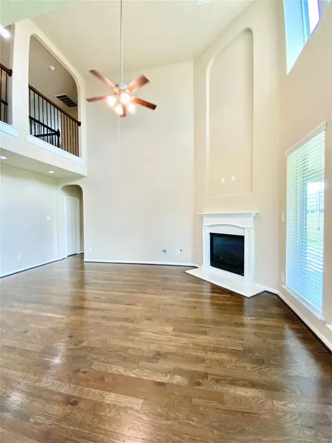 Living - 21602 Royal Melbourne Ct, Porter, TX 77365 photo 4 of 5