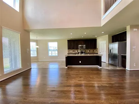 Living - 21602 Royal Melbourne Ct, Porter, TX 77365 photo 3 of 5