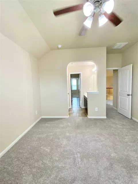 Bedroom - 21602 Royal Melbourne Ct, Porter, TX 77365 photo 4 of 7