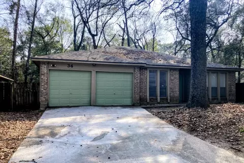 34 Green Bough Ct, The Woodlands, TX 77380