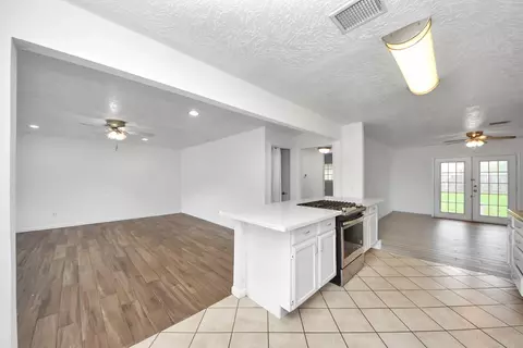 7414 Battlewood Dr, Houston, TX 77040