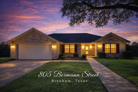 805 Bormann St, Brenham, TX 77833
